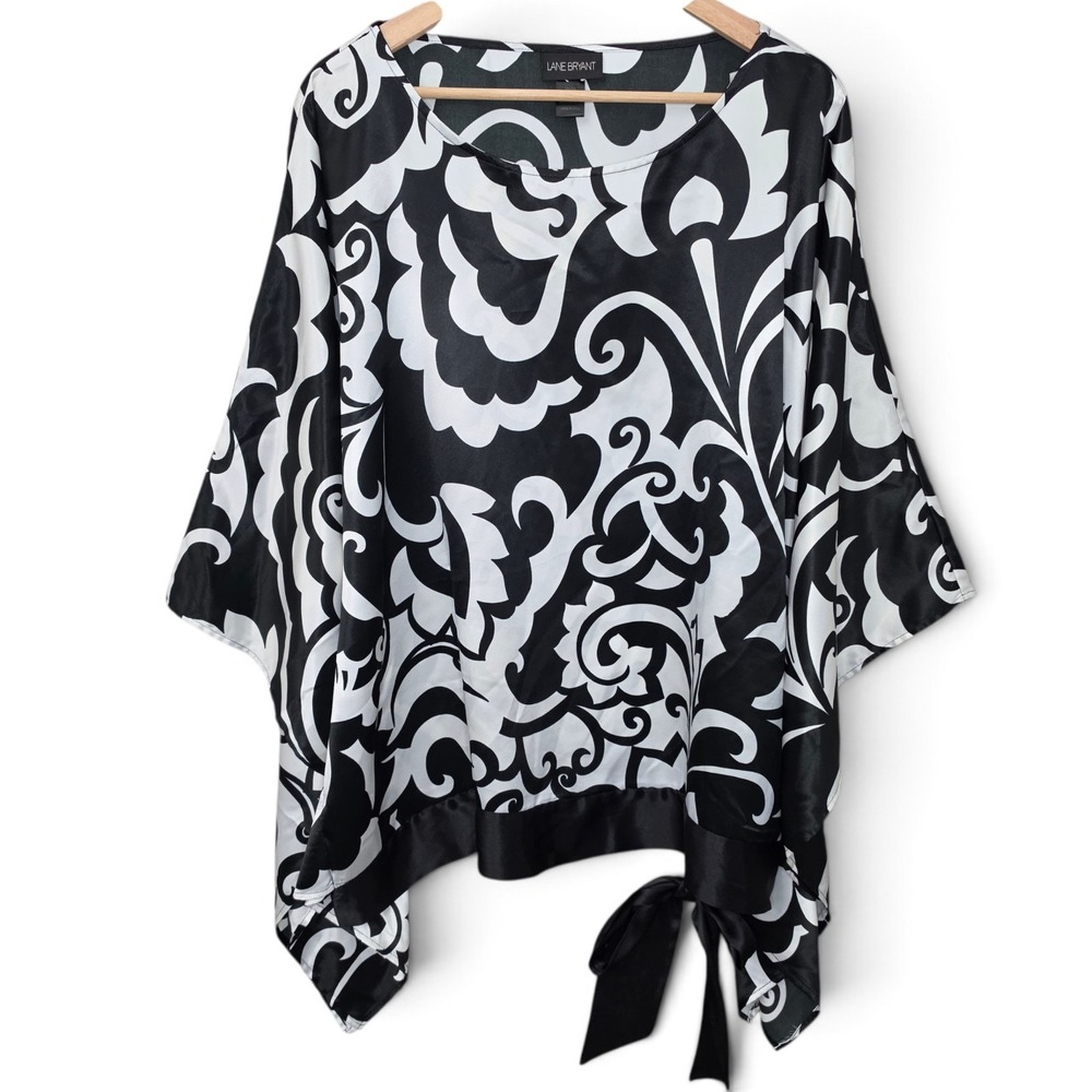 Lane Bryant Poncho Top Womens 26/28 Black White Damask Floral Satin Tie Hem